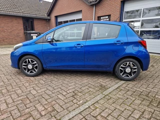 Toyota Yaris Toyota Yaris 1.0 VVT-i Aspiration 5-drs Clima NL-auto Camera Navi - afbeelding nr 6