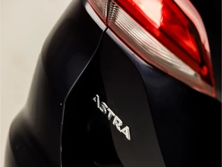 Opel Astra Opel Astra Sports Tourer 1.0 Turbo Sport (APPLE CARPLAY, GROOT NAVI, CLIMATE, GETINT GLAS, SPORTSTOELEN, PARKEERSENSOREN, CRUISE, NIEUWE APK, NIEUWSTAAT) - afbeelding nr 28