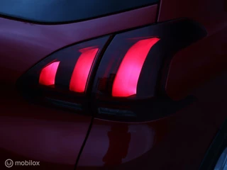 Peugeot 2008 Peugeot 2008 1.2 PT 110 PK Navigatie DonkerGlas DAB Parkeersensor - afbeelding nr 38
