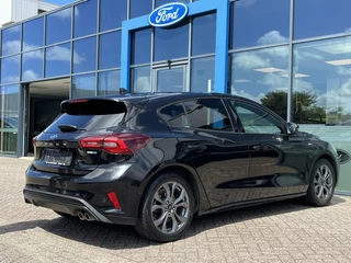 Ford Focus Ford Focus 1.0 EcoBoost Hybrid ST Line 125PK Winterpack Cruise Navi Camera SYNC4 Climate Privacy Glass Parkeersensoren *Sportief* - afbeelding nr 2
