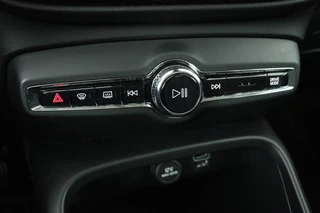 Volvo XC40 Volvo XC40 1.5 T4 Recharge Inscription Expression | Carplay |  Camera | Navigatie | Full LED | Parkeerverwarming | PDC | Climate control - afbeelding nr 15
