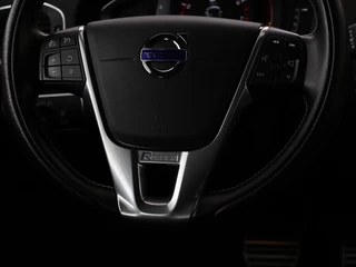 Volvo V60 Volvo V60 2.0 T4 Sport | Stoelverwarming | Trekhaak |  Xenon | Navigatie | Leder/Alcantara | PDC | Climate control | Cruise control | Bluetooth - afbeelding nr 9