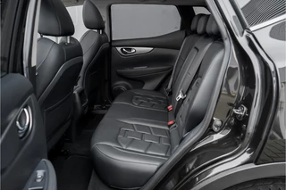 Nissan QASHQAI Pano Leder LED 19