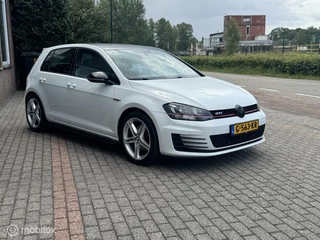 Volkswagen Golf Volkswagen Golf 2.0 TSI GTI NAVIGATIE/XENON/LED/AIRCO - afbeelding nr 14