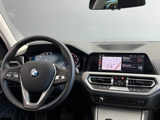 BMW 3 Serie BMW 3-serie 320i BNS Edit Navi|Sportstoelen|Apple Carplay|Dealer Onderhouden - afbeelding nr 14