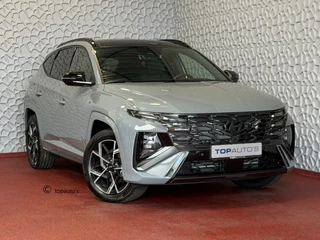 Hyundai Tucson NIEUWE AUTO TOP MODEL N LINE + 1.6 T-GDI PHEV SKY PANO 360CAM ELEK.KLEP ELEK.STOEL MEMORY VERWARMD SUBWOOFER 19" LMV ZWARTE HEMEL STUURVERW.