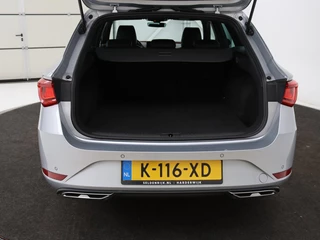 SEAT Leon SEAT Leon 1.4 TSI eHybrid PHEV FR | Carplay |  Sfeerverlichting | Navigatie | Full LED | Sportstoelen | Parkeerhulp | Climate control | Cruise control - afbeelding nr 10