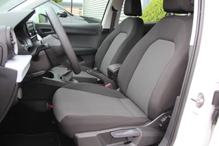 SEAT Arona SEAT Arona 1.0 TSI Reference | CarPlay | Camera | Navi | Airco | Cruise | Lane assist | Front assist | Seat connect | LMV18'' Goede banden | Rijdt erg zuinig | Hoge instap | Zeer nette auto - afbeelding nr 32