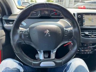 Peugeot 208 Peugeot 208 110pk 1.2 GT-line , 5 deurs Navigatie en Camera achter , Parkeerhulp achter ,  Ramen & spiegels eclectisch ,  Sport Velgen , Rode GT Line accenten , Chrome uitlaat sierstuk - afbeelding nr 23