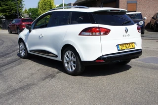 Renault Clio Renault Clio 0.9 TCE LIMITED NAVI/CRUISE/PDC/KEYLESS KEURIGE STAAT - afbeelding nr 2