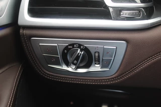 BMW 7 Serie BMW 7 Serie 745e High Exe. M Sport / Schuifdak / 360Camera / Head-up / Softclose / 20'' / Volleder / Nachtzicht / Laser LED / Stoelmassage 4x / Stoelventilatie 4x / Dodehoek / DAB / Navigatie / ACC - afbeelding nr 34