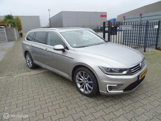 Volkswagen Passat Volkswagen Passat Variant 1.4 TSI GTE Highline Full Option Dealer onderhouden - afbeelding nr 3