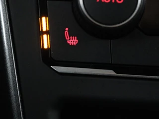 Volkswagen Polo Volkswagen Polo 1.0 TSI Highline | Stoelverwarming |  Parkeerhulp | Adaptive cruise | Navigatie | Bluetooth | Climate control | Getint glas - afbeelding nr 7