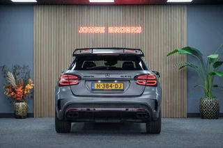 Mercedes-Benz GLA Mercedes-Benz GLA-klasse AMG 45 4MATIC | Schaalstoelen - afbeelding nr 14