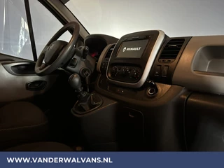 Renault Trafic Renault Trafic 1.6 dCi 125 pk L2H1 Euro6 Airco | Navigatie | Trekhaak | Cruisecontrol | Parkeersensoren Bijrijdersbank - afbeelding nr 13