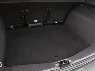 Ford C-MAX Ford C-Max 1.5 TDCi Titanium | Carplay | Trekhaak |  Navigatie | Verwarmde voorruit | Climate control | Keyless | Parkeerhulp | Cruise control - afbeelding nr 10