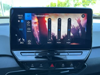Volkswagen ID.3 50% deal 8.475,- ACTIE Stoelverwarming / Carplay / Camera / Cruise / LMV - afbeelding nr 40