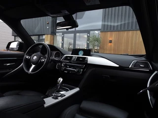 BMW 3 Serie BMW 3 Serie 320i TwinTurbo 183PK / M-Sport / Hi.Ex. 2017 / LED - afbeelding nr 13
