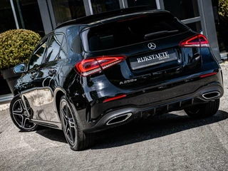 Mercedes-Benz A-Klasse Mercedes A-klasse a250e AMG|PANO|18''|CAMERA|ACC|SFEERV. - afbeelding nr 37