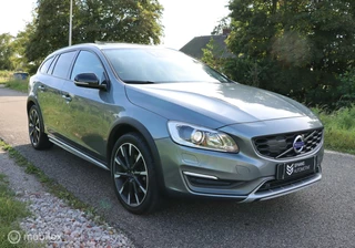 Volvo V60 Volvo V60 Cross Country 2.0 D4 AUT / Pano / BLIS / Navi - afbeelding nr 4