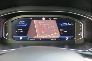 Volkswagen T-Roc Volkswagen T-Roc 2.0 TSI 190pk DSG 4Motion Sport , Virtual cockpit , Led verlichting, Trekhaak (afneembaar), Navigatie, Stoelverwarming,Achteruitrijcamera etc. Nieuwe APK - afbeelding nr 46