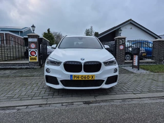 BMW X1 BMW X1 sDrive20d High Executive 191PK/M-SPORT/HEAD-UP/HARMAN - afbeelding nr 3