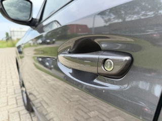 Peugeot 208 Peugeot 208 1.2 PureTech 100 Allure App Connect | Fabrieksgarantie - afbeelding nr 15