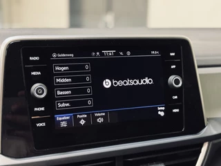 Volkswagen T-Roc | Massage | IQ | Beats | Trekhaak - afbeelding nr 20