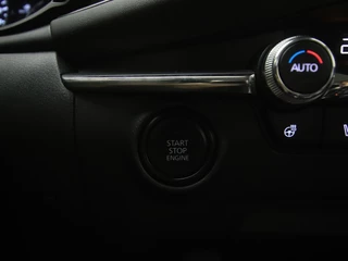 Mazda 3 Mazda 3 2.0 SkyActiv-X Comfort automaat met Bose/Leer pakket met all-weather banden : dealer onderhouden - afbeelding nr 29