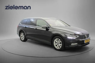 Volkswagen Passat Variant 2.0 TDI Business Automaat - Digitaal Cockpit, Carplay, Stoelverw.