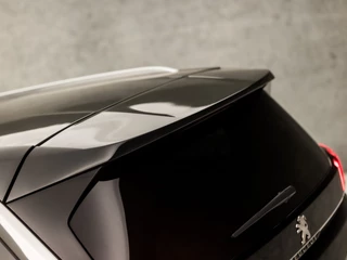 Peugeot 5008 (PANORAMADAK, APPLE CARPLAY, GROOT NAVI, 360 CAMERA, LEDER, SPORTSTOELEN, LED KOPLAMPEN, KEYLESS, DAB+, NIEUWE APK, NIEUWSTAAT) - afbeelding nr 33