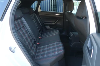 Volkswagen Polo Volkswagen Polo 2.0 TSI GTI, DSG, CARPLAY, 18 INCH, FULL LED - afbeelding nr 16