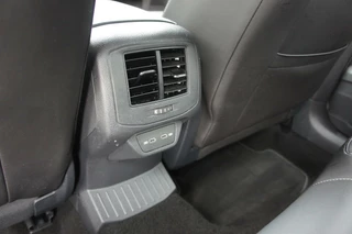 Volkswagen T-Roc VW T-Roc 1.0 TSI 3x R-Line Acc|CarPlay|PDC|Trekhaak|Virtual - afbeelding nr 14