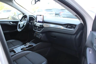 Ford Kuga Ford Kuga 2.5 PHEV Titanium X | Panoramadak | Adaptive cruise control | Winter Pack | Elektrische achterklep | Half leder | Bang&Olufsen - afbeelding nr 13