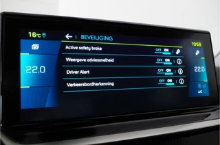 Peugeot e-2008 Peugeot e-2008 EV Allure Pack 50 kWh > 3D cockpit/Keyless entry/camera/17inch/dakrails - afbeelding nr 23