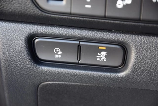 Kia e-Niro Kia e-Niro ExecutiveLine 64 kWh | Stoelverwarming/koeling | Elektrisch verstelb. bestuurdersstoel met geheugen | Draadloze telefoonlader | - afbeelding nr 23