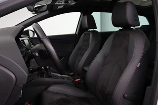 SEAT Leon SEAT Leon 1.5 TSI FR Ultimate Edition Black | Panoramadak |  Stoelverwarming | BEATS Pack | Carplay | Adaptive cruise | Navigatie | Keyless | Full LED - afbeelding nr 5
