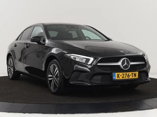 Mercedes-Benz A-Klasse Mercedes-Benz A-klasse 250e Business Solution Luxury | Leder | Stoelverwarming | Trekhaak | Camera | Navigatie | Full LED | Park Assist | Climate control | Widescreen - afbeelding nr 36