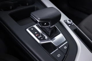 Audi A4 Audi A4 Avant 35 TFSI S edition Competition | PANORAMADAK | Full LED | ECC | CARPLAY *2e Pinksterdag OPEN v.a 11u tot 17u* - afbeelding nr 17
