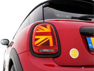 MINI Electric (INCL-BTW) Aut. *PANO | FULL-LEATHER | FULL-LED | HARMAN/KARDON-SOUND | KEYLESS | CAMERA | SPORT-SEATS | NAVI-FULLMAP  | ECC | HEATED-SEATS | AMBIENT-LIGHT | DAB | DIGI-COCKPIT | PDC | 17