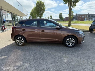 Hyundai i20 Hyundai i 20 75 PK COOL 12 MND BOVAG RIJKLAAR PRIJS - afbeelding nr 4
