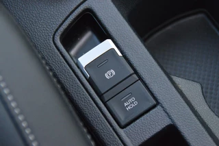 Volkswagen T-Roc Volkswagen T-Roc 1.5 TSI R-Line Edition Black Style panoramadak/trekhaak - afbeelding nr 73