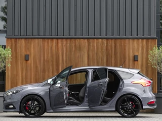 Ford Focus Ford Focus ST MK3 2.0T 289PK / Recaro / Milltek / Airtac / LED - afbeelding nr 6