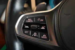 BMW 3 Serie BMW 3-serie 330i M-Sport Individual - Nappaleer - 360 Camera - Adaptive Cruise Control - Stuurverwarming - Keyless Entry - Schuifd - afbeelding nr 9