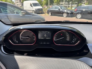 Peugeot 2008 Peugeot 2008 1.2 PureTech Gt-Line Automaat Pano Leer - afbeelding nr 31