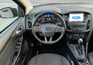 Ford Focus Ford Focus Wagon 1.0 Automaat Dealeronderhouden Volle opties Stuurverwarming Parkeerhulp+sensoren Cruise Navigatie Bluetooth - afbeelding nr 30