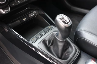 Kia Rio Kia Rio 1.0 T-GDi MHEV / Leder / Stoel + stuurverwarming / Camera / Cruise - afbeelding nr 31