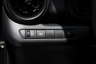 Toyota C-HR Toyota C-HR 1.8 Hybrid 140 First Edition | Camera | Adaptive Cruise - afbeelding nr 27