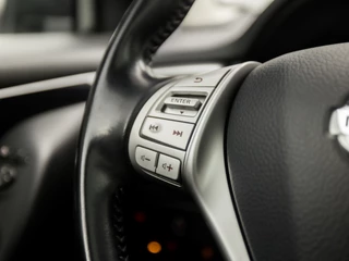Nissan QASHQAI (PANORAMADAK, NAVIGATIE, CLIMATE, 360 CAMERA, STOELVERWARMING, SPORTSTOELEN, KEYLESS, LED KOPLAMPEN, NIEUWSTAAT) - afbeelding nr 21