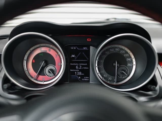 Suzuki Swift Suzuki Swift 1.4 Sport Navi Keyless CarPlay Stoelverwarming - afbeelding nr 31